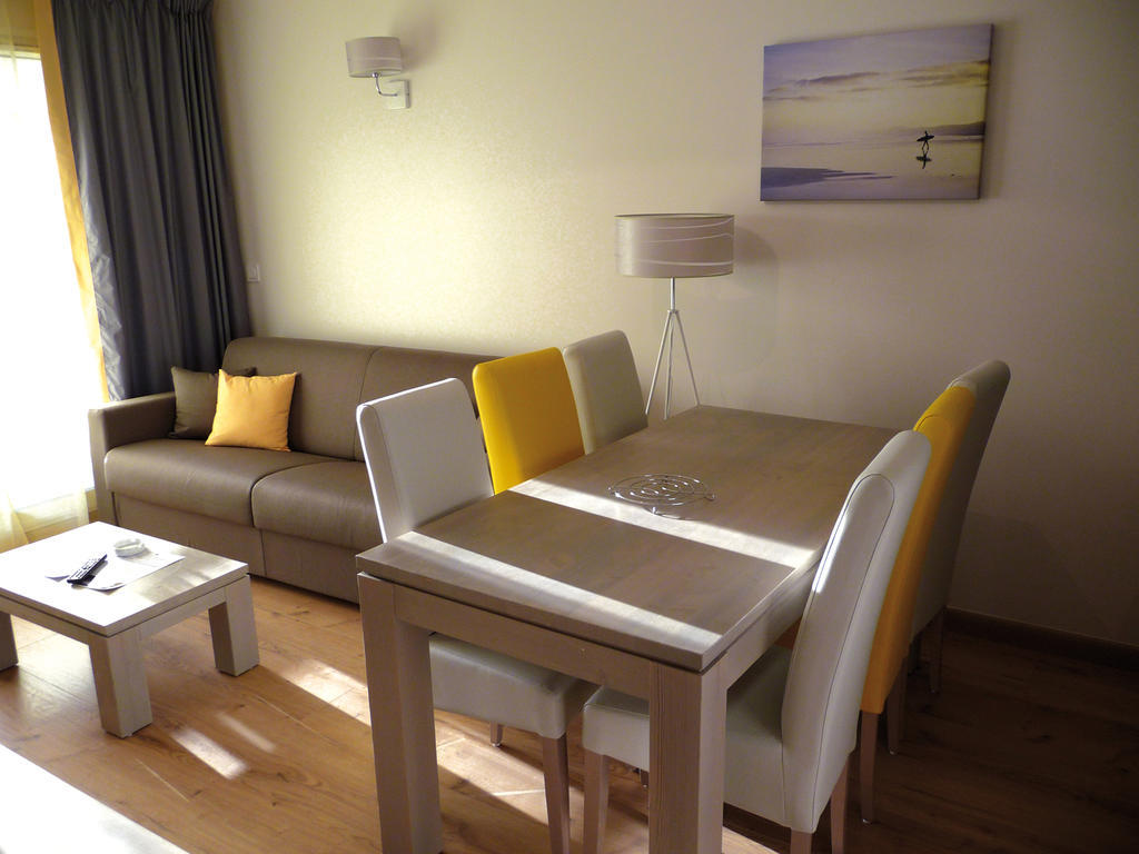 Lagrange Vacances Les Patios Eugenie Biarritz Kamer foto