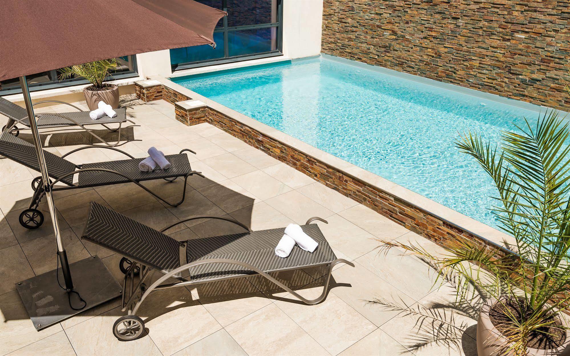 Lagrange Vacances Les Patios Eugenie Biarritz Buitenkant foto